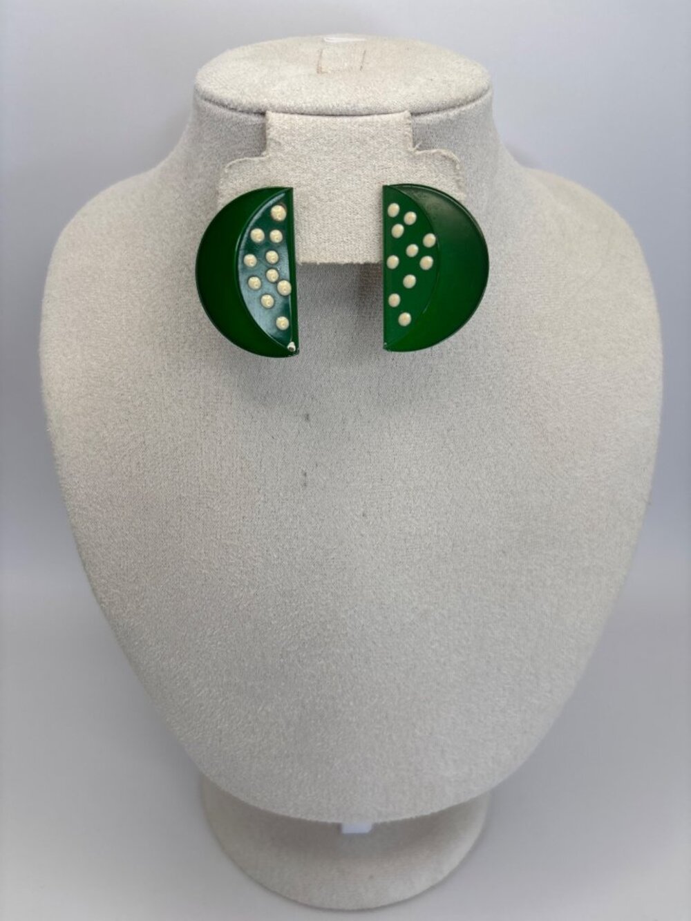 Vintage Retro Enamel Semi Circular Fold Half Moon Green White Speckles Earrings